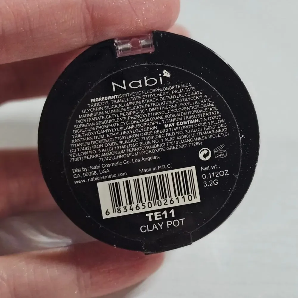 Nabi Baked Trio Eyeshadow Clay Pot ~ Rustic Terracotta Burnt-Orange Earth Tone